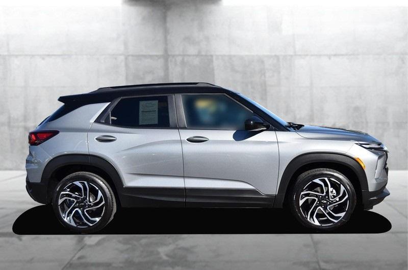 used 2025 Chevrolet TrailBlazer car, priced at $27,998