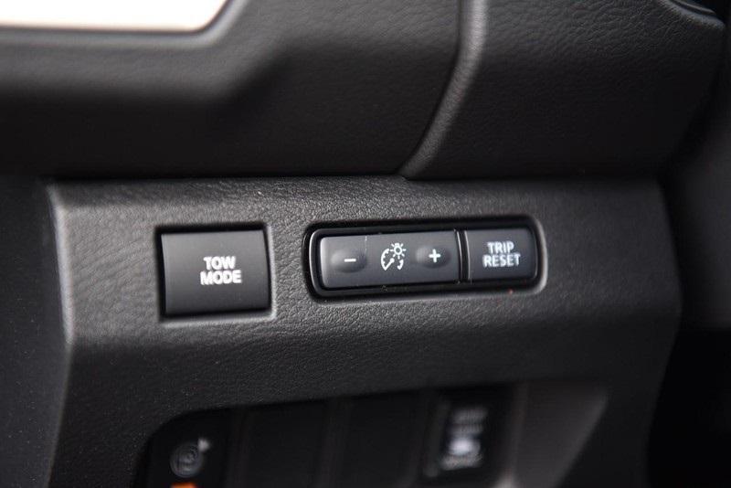 new 2025 Nissan Frontier car, priced at $44,744