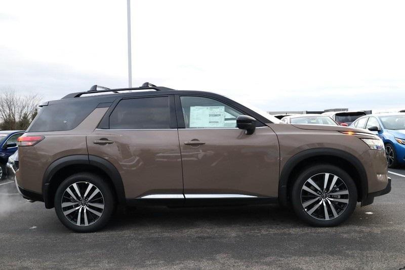 new 2025 Nissan Pathfinder car, priced at $50,385