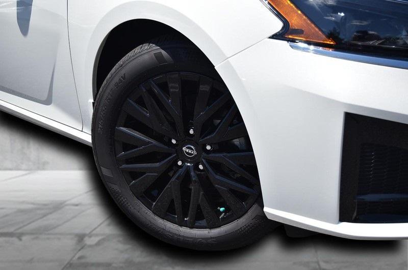 new 2025 Nissan Altima car, priced at $28,451