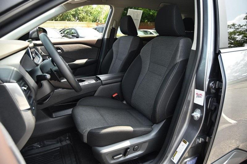 used 2023 Nissan Rogue car, priced at $23,966
