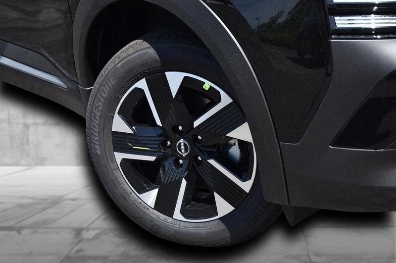 new 2025 Nissan Kicks car, priced at $25,180