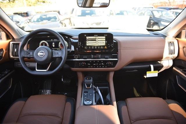 new 2025 Nissan Pathfinder car, priced at $57,295