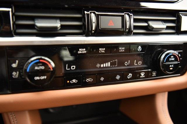 new 2025 Nissan Pathfinder car, priced at $48,680