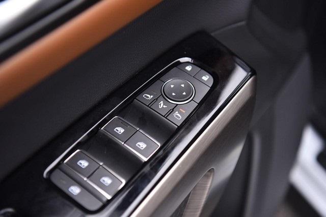 new 2025 Nissan Pathfinder car, priced at $48,680