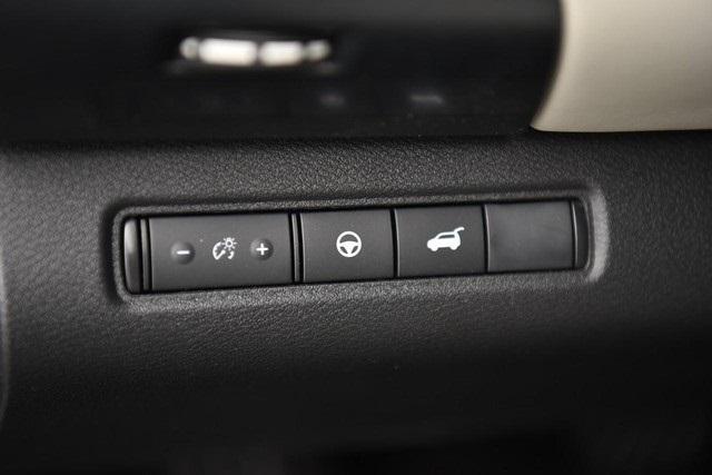 new 2025 Nissan Pathfinder car, priced at $45,600