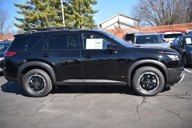 new 2024 Nissan Pathfinder car, priced at $42,380