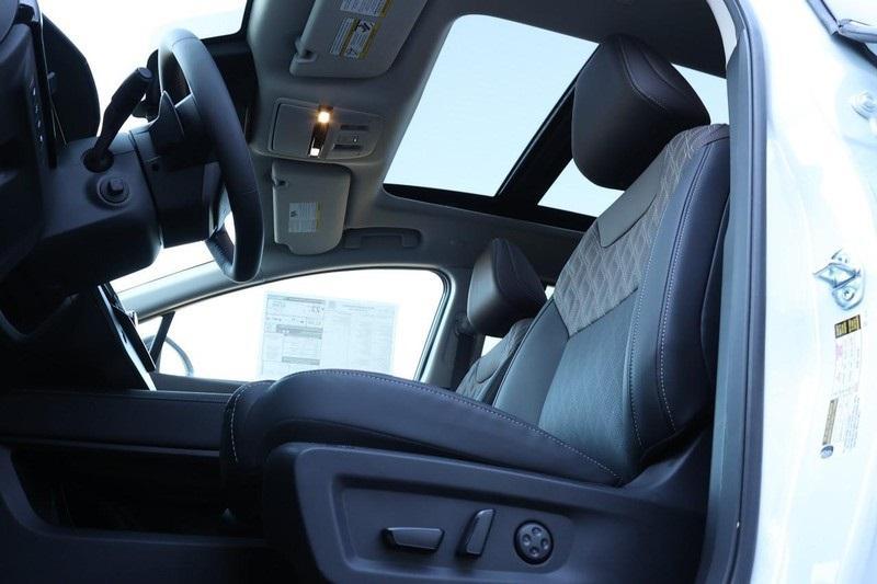 new 2025 Nissan Murano car, priced at $43,525