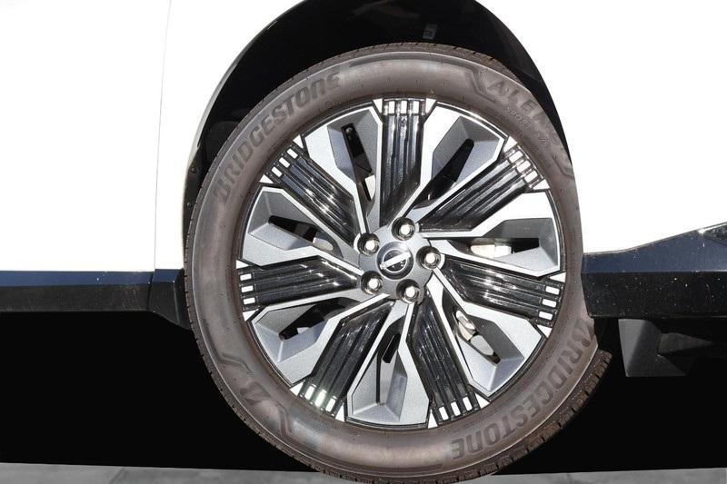 new 2025 Nissan Murano car, priced at $43,525