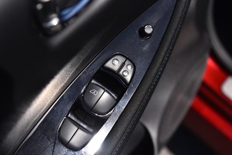 used 2024 Nissan Leaf car, priced at $21,566
