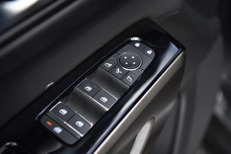 new 2025 Nissan Pathfinder car, priced at $49,165