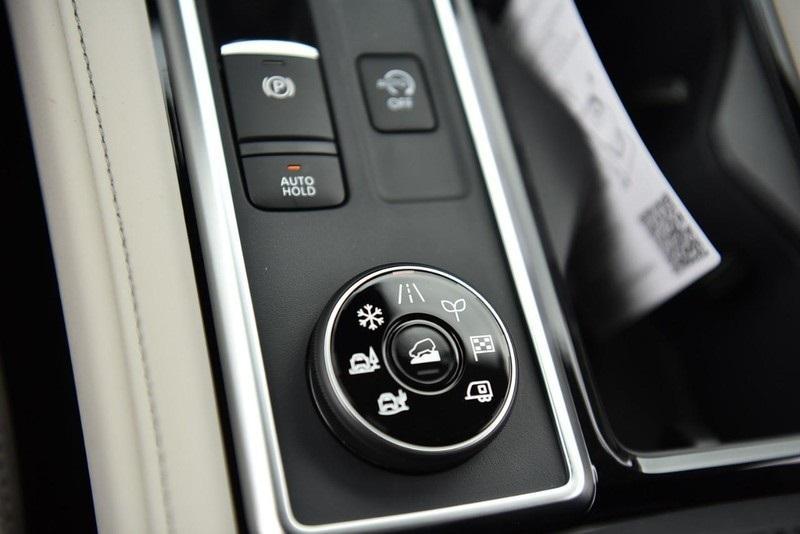 new 2025 Nissan Pathfinder car, priced at $41,985