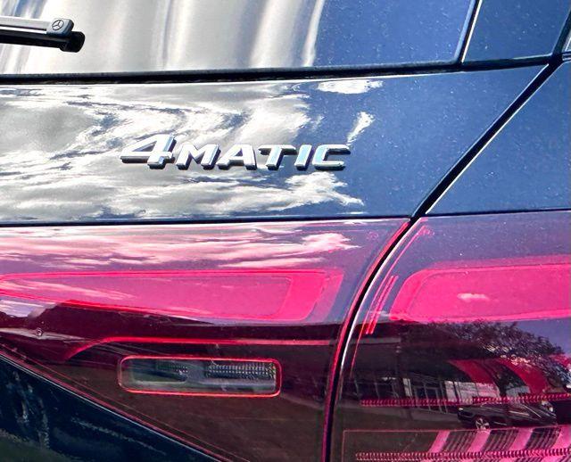 new 2026 Mercedes-Benz GLE 450 car, priced at $84,065