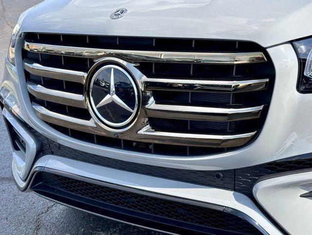 new 2026 Mercedes-Benz GLS 450 car, priced at $103,190