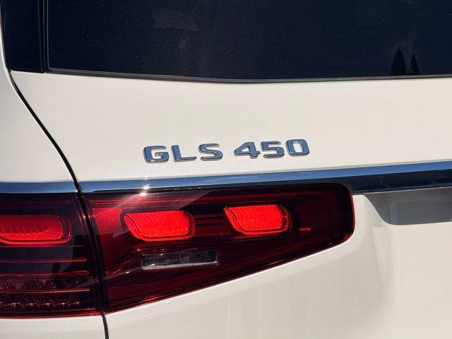 new 2026 Mercedes-Benz GLS 450 car, priced at $105,565