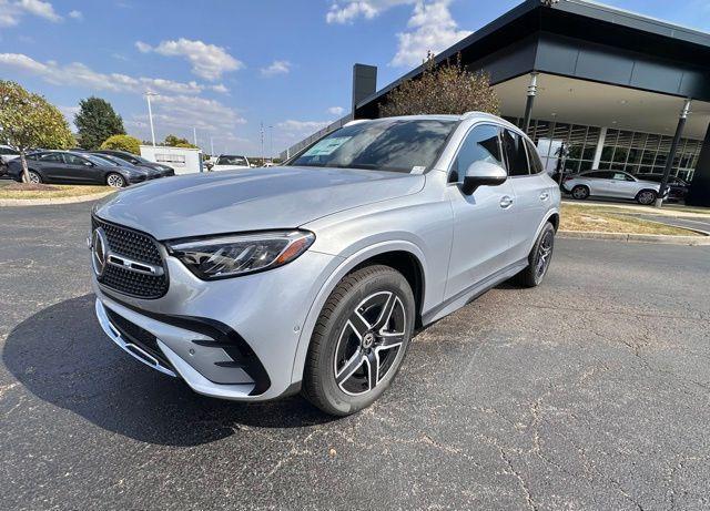 new 2026 Mercedes-Benz GLC 350e car, priced at $67,950