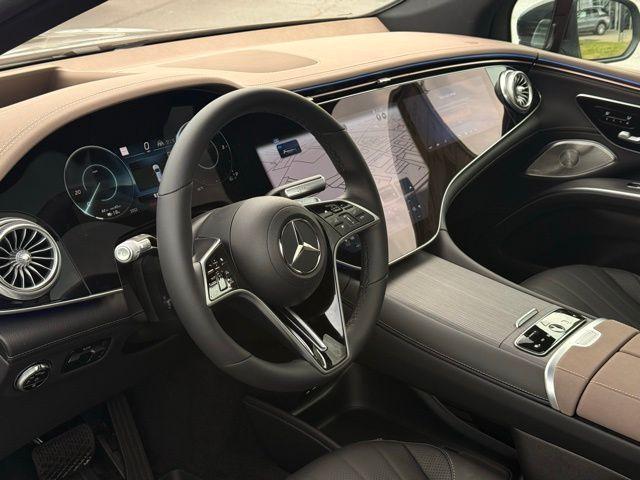 new 2026 Mercedes-Benz EQS 400 car, priced at $102,015