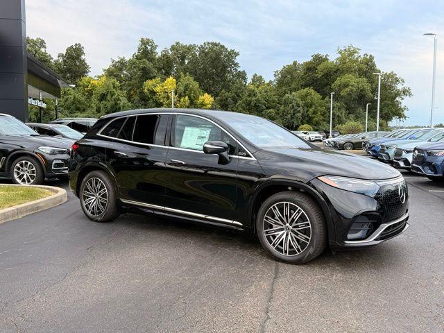 new 2026 Mercedes-Benz EQS 400 car, priced at $102,015
