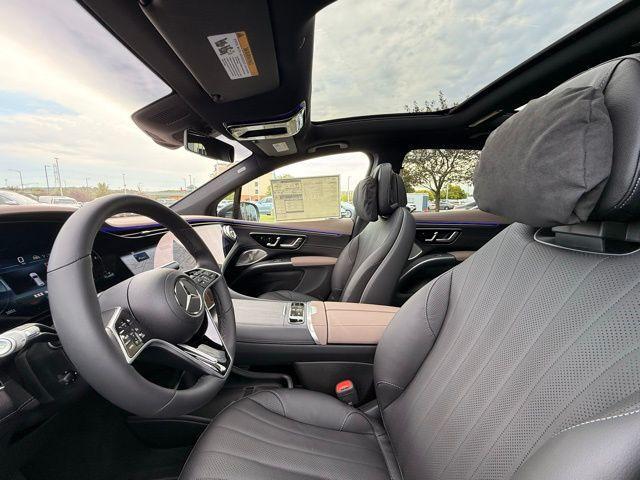 new 2026 Mercedes-Benz EQS 400 car, priced at $102,015