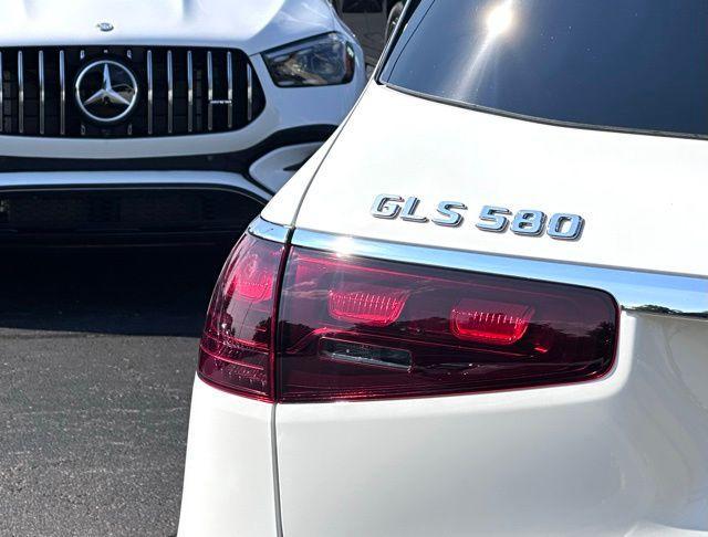new 2026 Mercedes-Benz GLS 580 car, priced at $121,285