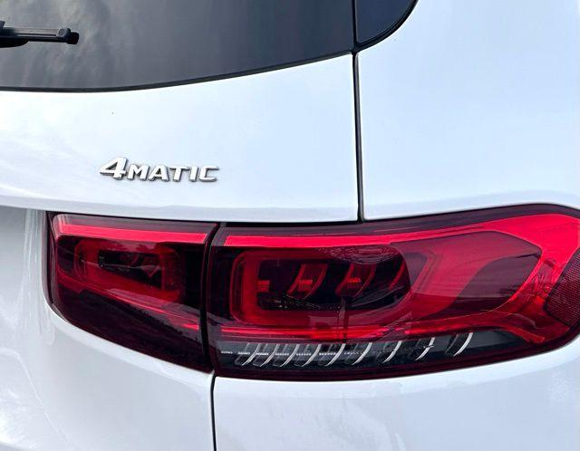 used 2020 Mercedes-Benz GLB 250 car, priced at $25,998