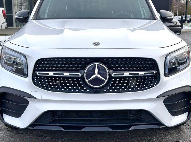 used 2020 Mercedes-Benz GLB 250 car, priced at $25,998