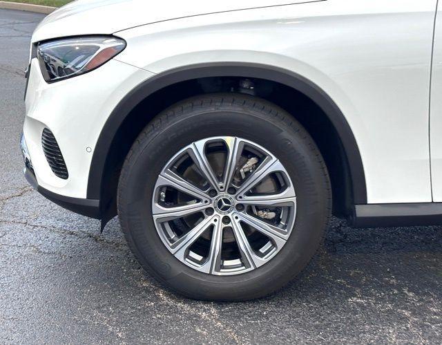 used 2025 Mercedes-Benz GLC 300 car, priced at $49,994