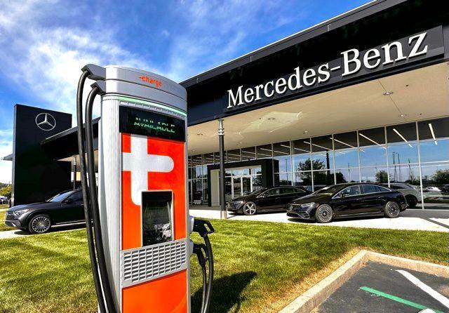 used 2021 Mercedes-Benz GLB 250 car, priced at $25,477
