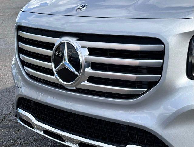 new 2026 Mercedes-Benz GLB 250 car, priced at $53,415