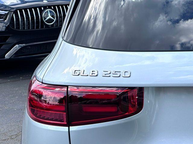 new 2026 Mercedes-Benz GLB 250 car, priced at $53,415