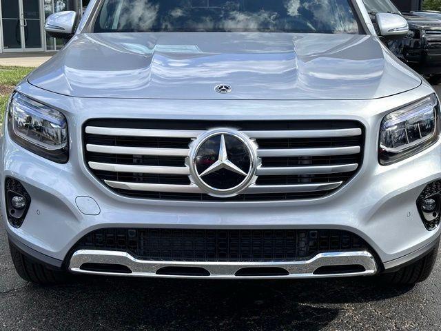 new 2026 Mercedes-Benz GLB 250 car, priced at $53,415