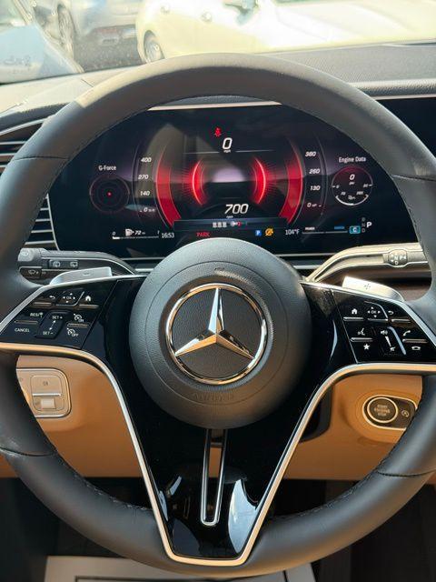 new 2025 Mercedes-Benz GLE 450 car, priced at $88,265