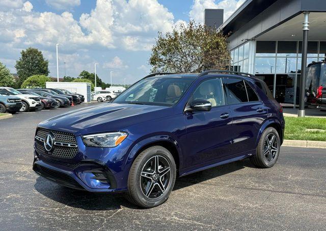 new 2025 Mercedes-Benz GLE 450 car, priced at $88,265