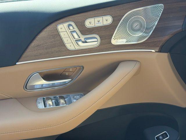 new 2025 Mercedes-Benz GLE 450 car, priced at $88,265