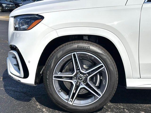 new 2026 Mercedes-Benz GLS 450 car, priced at $99,470