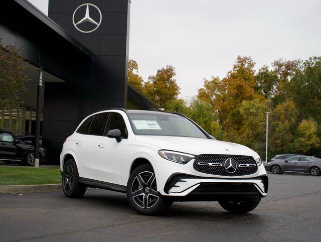 new 2026 Mercedes-Benz GLC 300 car, priced at $61,320