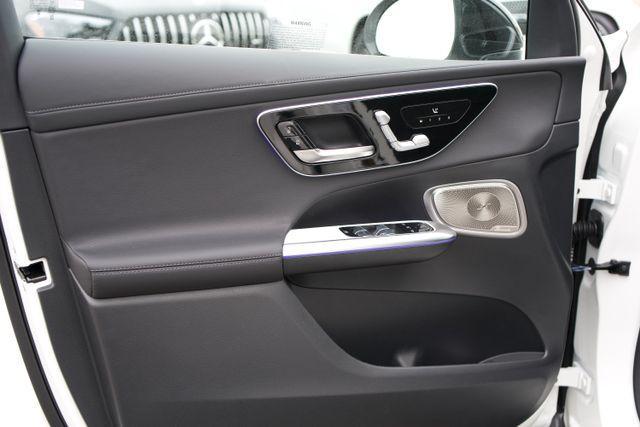 new 2026 Mercedes-Benz GLC 300 car, priced at $61,320