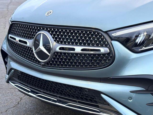 new 2026 Mercedes-Benz GLC 300 car, priced at $62,390