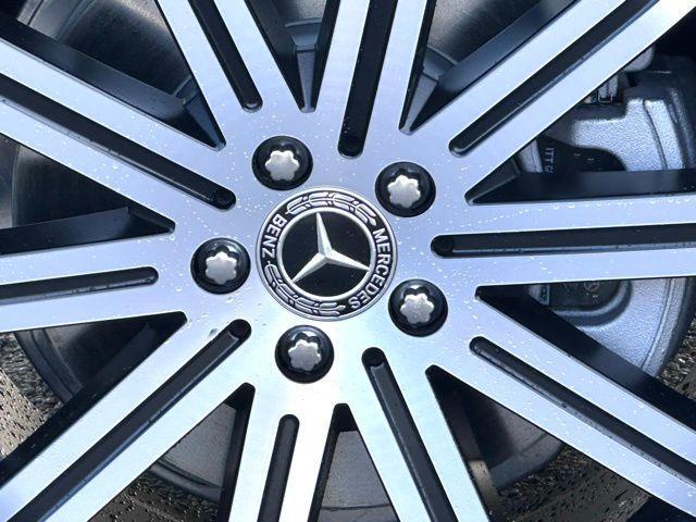 new 2025 Mercedes-Benz GLE 350 car, priced at $72,385