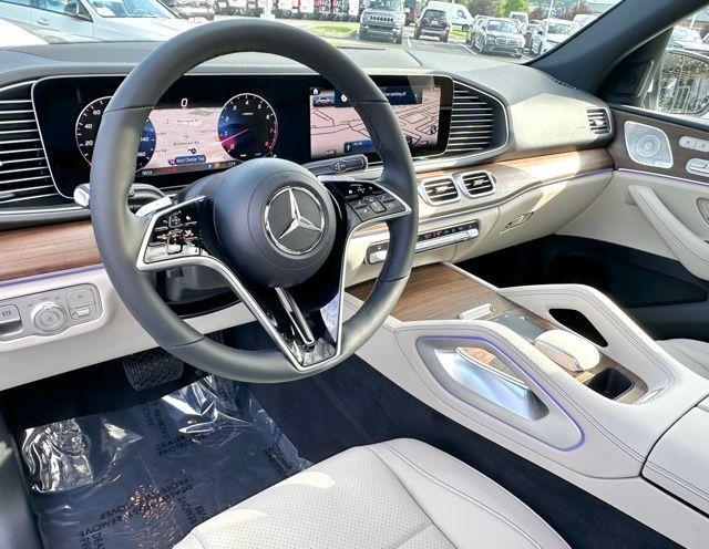 new 2025 Mercedes-Benz GLE 350 car, priced at $72,385