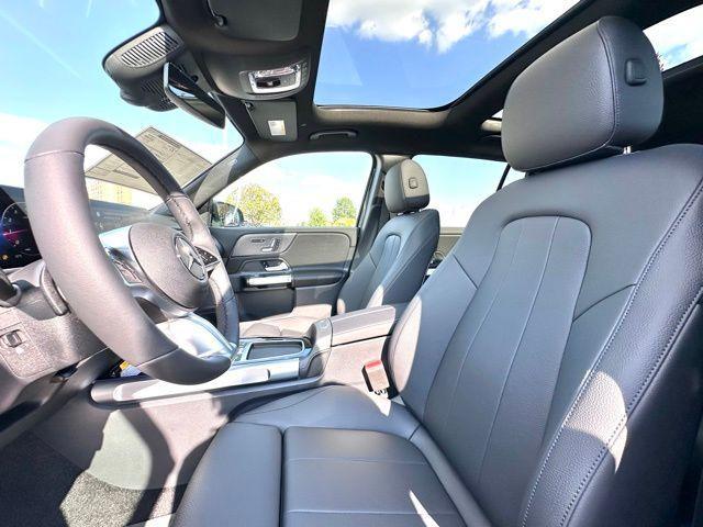 new 2026 Mercedes-Benz GLB 250 car, priced at $51,665