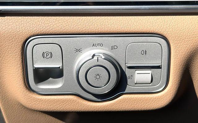 new 2026 Mercedes-Benz GLS 450 car, priced at $101,545
