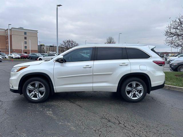 used 2015 Toyota Highlander car, priced at $20,876