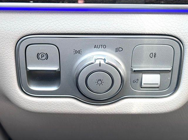 used 2025 Mercedes-Benz GLE 350 car, priced at $57,900