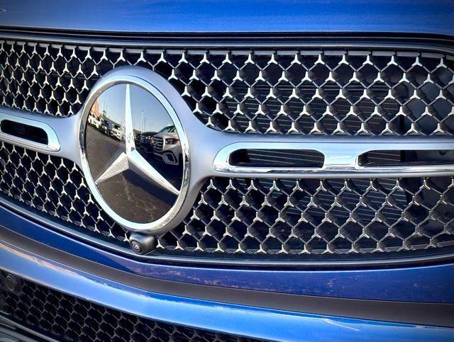 new 2025 Mercedes-Benz GLC 350e car, priced at $69,415
