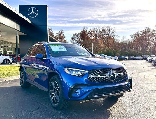 new 2025 Mercedes-Benz GLC 350e car, priced at $69,415