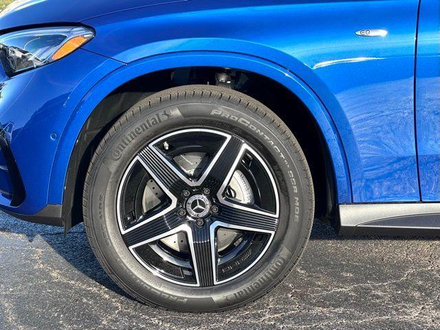 new 2025 Mercedes-Benz GLC 350e car, priced at $69,415