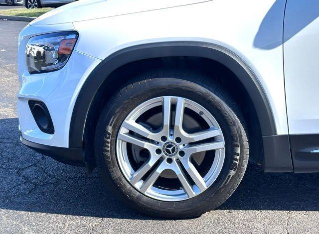 used 2021 Mercedes-Benz GLB 250 car, priced at $27,966