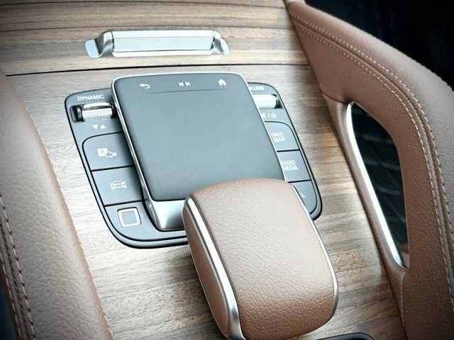 new 2025 Mercedes-Benz GLE 350 car, priced at $70,485