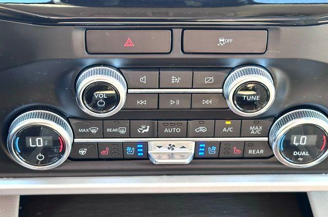 used 2022 Ford Expedition car, priced at $48,397